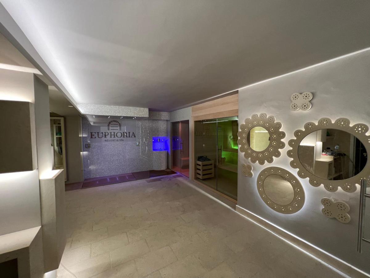 Euphoria Resort Olgiata Екстериор снимка