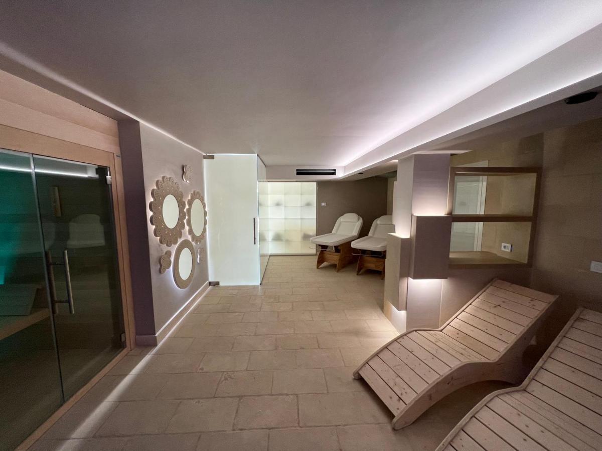 Euphoria Resort Olgiata Екстериор снимка